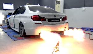 BMW M5 με 785 άλογα βάζει φωτιά στο δυναμόμετρο! [Vid]