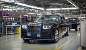 Σε δημοπρασία η πρώτη νέα Rolls-Royce Phantom 